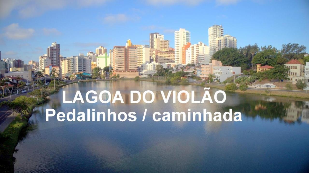 CASA completa em TORRES-RS - O MELHOR CUSTO BENEFICIO na mais bela praia Gaúcha - Cozinha - Banheiro - Ar condicionado - Smart TV 32 Android Apps Youtube - Netflix - Prime Vídeo e Wi-Fi - Estacionamento - Acomoda até 10 pessoas - Anfitriã Superhost n Torres Exterior foto